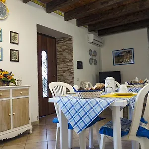 Couette-café La Vecchia Montagna